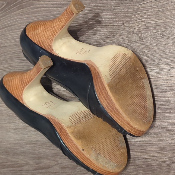 Steve Madden Black Leather Peep-Toe Platform Heels - Size 8 - Picture 9 of 10